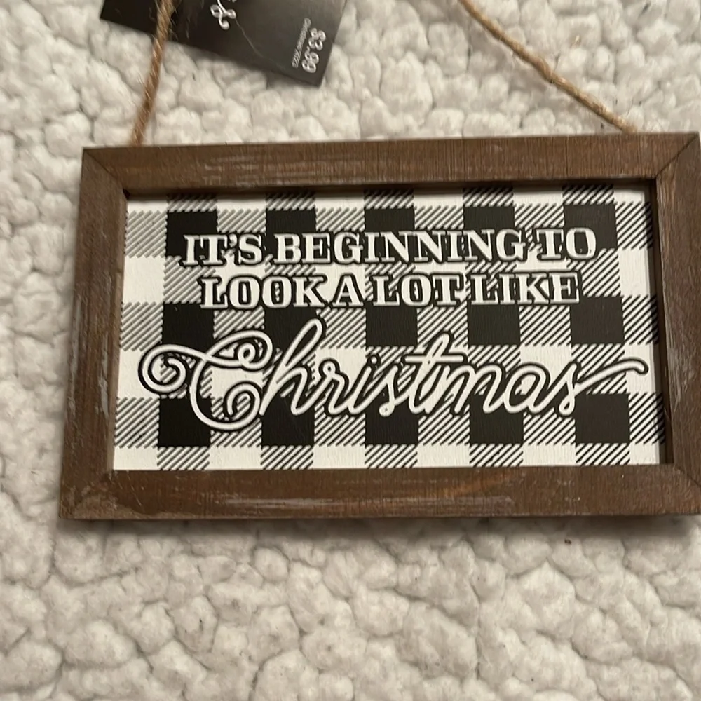 Cute Christmas ornament items